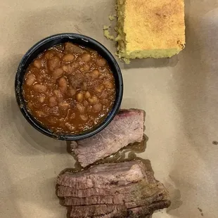 Brisket plate with baked beans