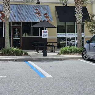 LOVE the Veteran Parking