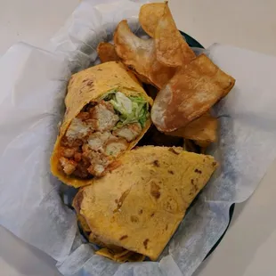 Southwest Wrap with pub chips