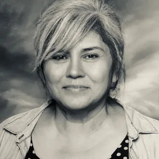 Linda B.