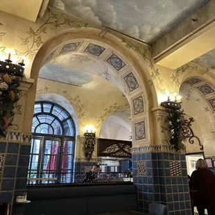 Restaurant decor looks nice