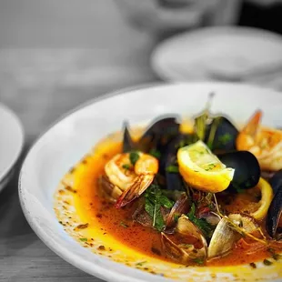 Steamed Shell Fish Combination | ig: whaEVAeats