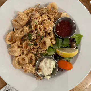 Fried Calamari appetizer