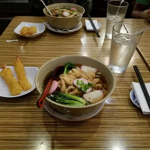 Udon noodle soup