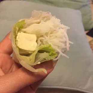 Not as advertised. &quot;Classic Vietnamese favorite! Romaine, rice noodles, bean sprouts, fresh herbs with a spicy peanut sauce.&apos;