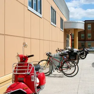 Mississippi Market, 500 7th Street West, St. Paul, MN 55102. Photo by Shaw-Lundquist Associates Inc.