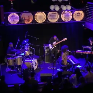 Judith Hill performing