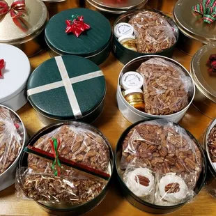 Gift Tins: Customizable for your special occasion!