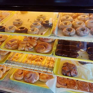 donuts, dough desserts, food