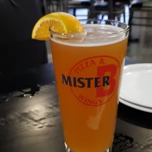 22 oz Blue Moon draft