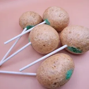 Whole Freeze Dried Caramel Apple Pops!