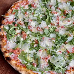 MARCO - Tomato sauce, fresh burrata stracciatella cheese, arugula, fresh tomatoes &amp; Italian Parmesan