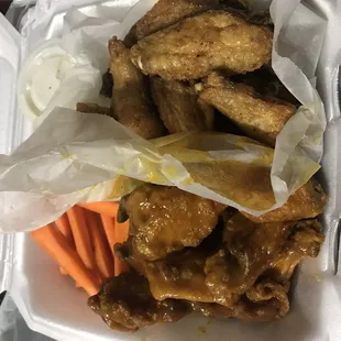 Lemon Pepper and Honey Gold 20 piece wings