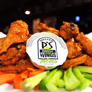 food, bbq wings, fried chicken wings, chicken wings and fried chicken, poultry, chicken wings, chicken, bbq chicken, fried chicken