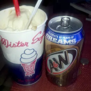 Root beer float...Mmmmm