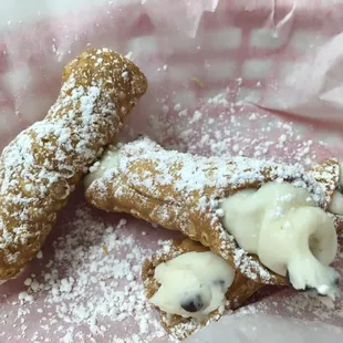Cannoli