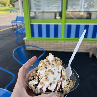 My fav sundae in front of their new exterior 5/2023