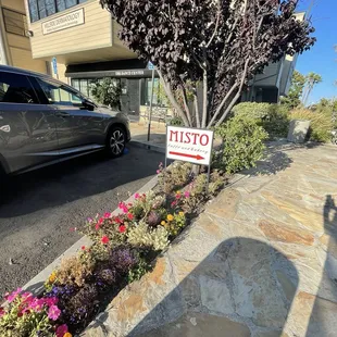 Directional sign as you can't see Misto from the parking lot.