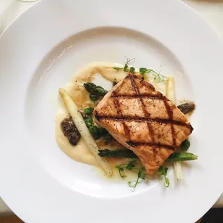 Grilled Faroe Island Salmon w/ Yukon Gold Whipped Potato, Ragoût of Spring Morels & English Peas
