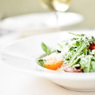 Mistral Linguine w/ Tiny Tomatoes, Arugula & Parmesan Reggiano