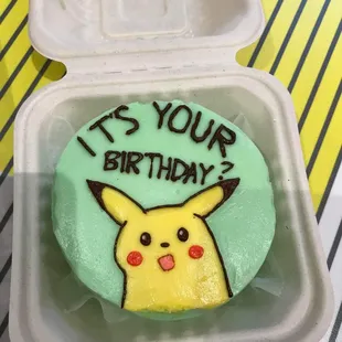 Custom cake! Vanilla frosting and matcha cake with custom design