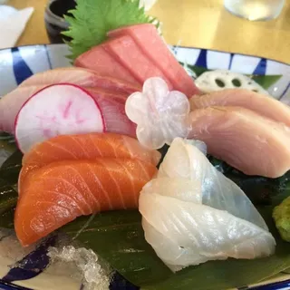 Deluxe Sashimi