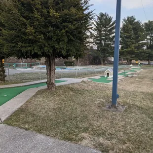 Mini golf area
