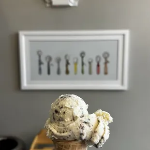 Junior scoop of mint chocolate chunk