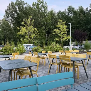 Plenty of outdoor seating