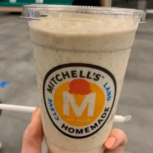 Cookies and cream shake