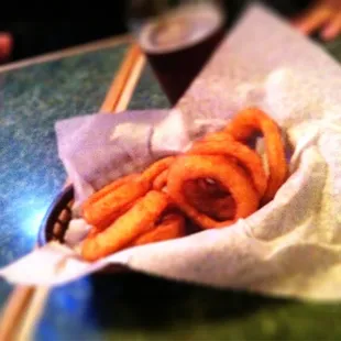 a basket of onion rings