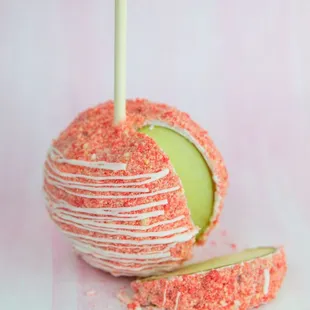 Caramel &amp; White Chocolate Strawberry Apple