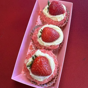 Strawberry Cheesecake Cupcakes