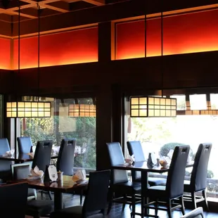 Mitsubishi general dining area