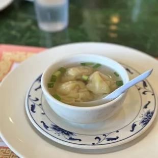 Wonton soup