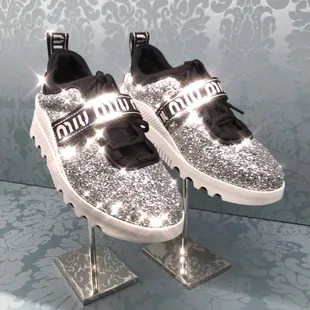 glitter Miu runner! trendy and cool!