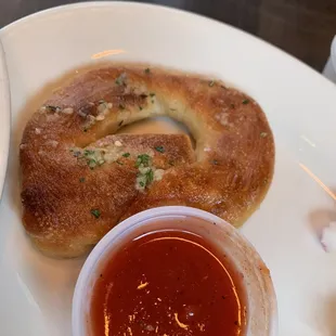 Garlic knots