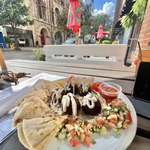 Falafel Hummus Platter
