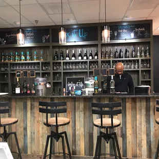 It has a variety of good drinks! As well it's military friendly!!