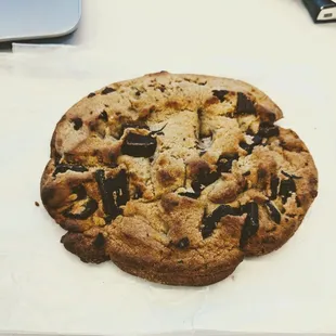 Chocolate Chip Cookie