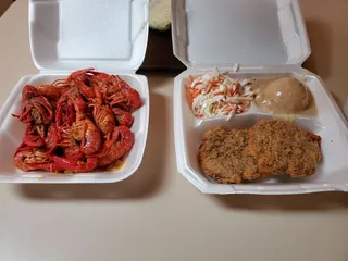 Peter's Chicken, Burger, Wings, & Seafood