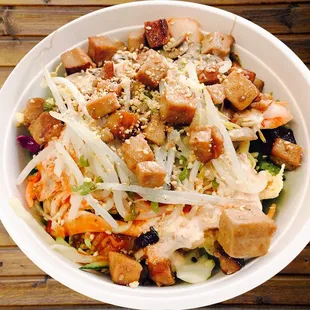 Tofu veggie bowl with yum yum sauce