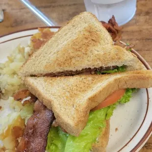 BLT