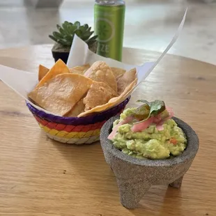Chips and guac