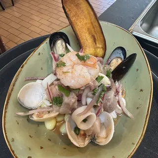 Ceviche Mixto
