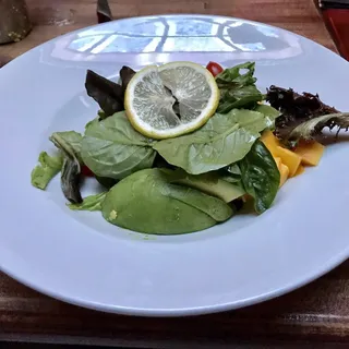 Ensalada Islena de Aguacate y Mango