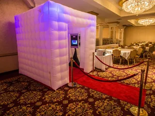 Hawaii Costume Photo Booth