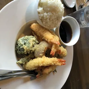 Shrimp and Vegetable Tempura Dinner