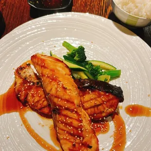 Salmon    Salmon Teriyaki