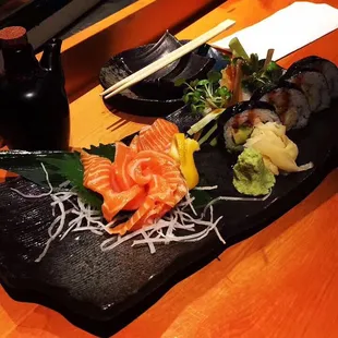 Salmon Sashimi